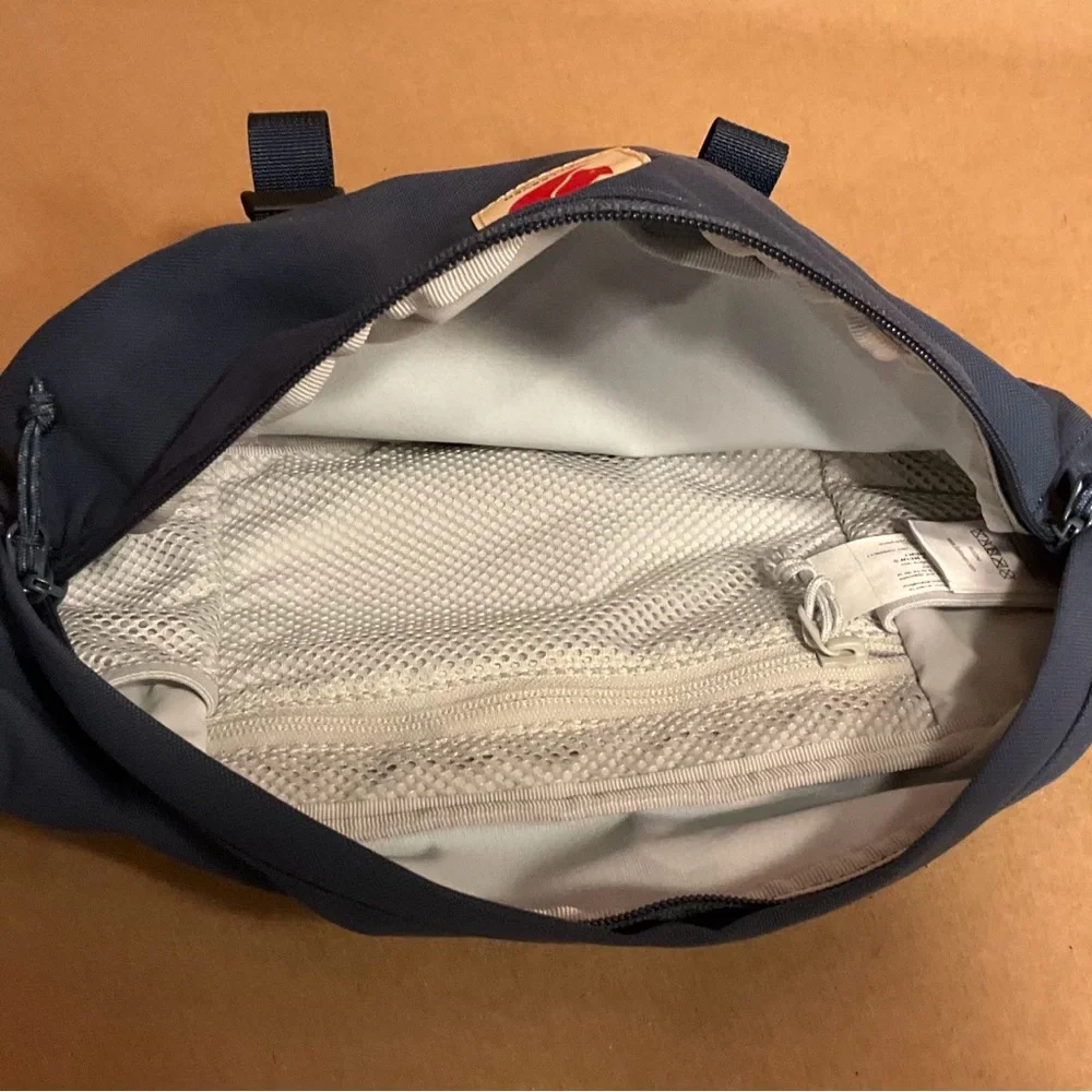 Fjallraven Ulvo Large 4L Hip Pack Blue - Picture 6 of 12